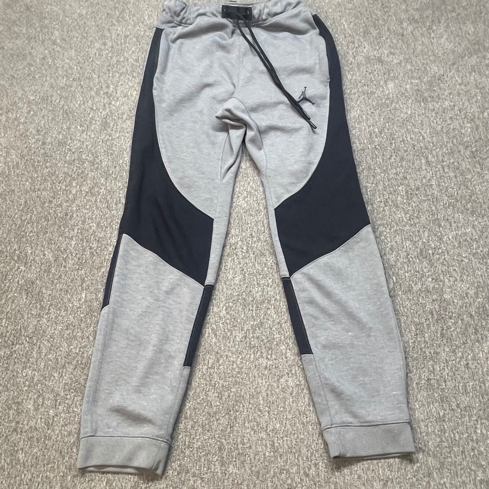 Air Jordan Dri-FIT Sport DNA Joggers DQ7320-091 Gray Black Slim Fit Men‎ Small